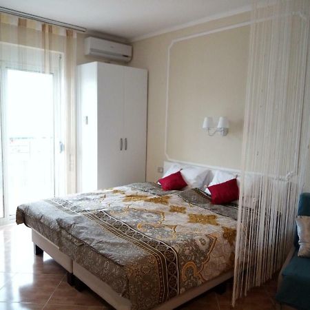 Elen Apartment - Adults Only Orikum Buitenkant foto