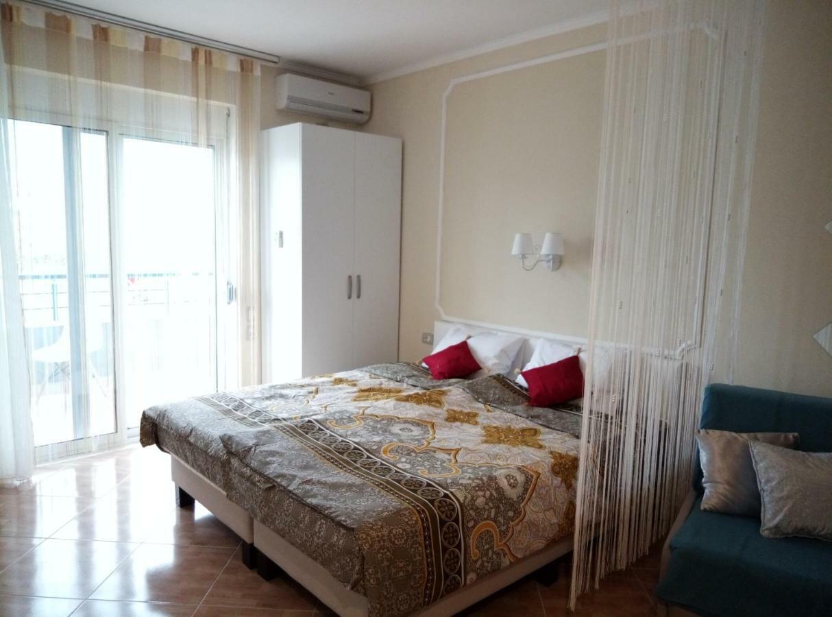 Elen Apartment - Adults Only Orikum Buitenkant foto